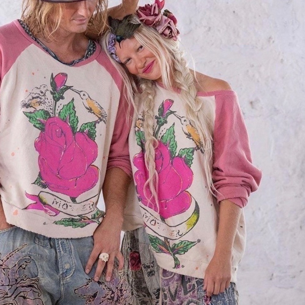Magnolia Pearl RARE Pink Sweatshirt Rose Hummingbird Distressed Abbey Rosa